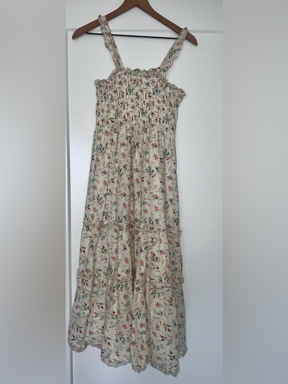 WINSTON WHITE Tahoe sundress in coral fleur print, cream base, size medium - Picture 10 of 12